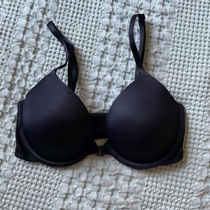 NWOT VS PINK bra 32c